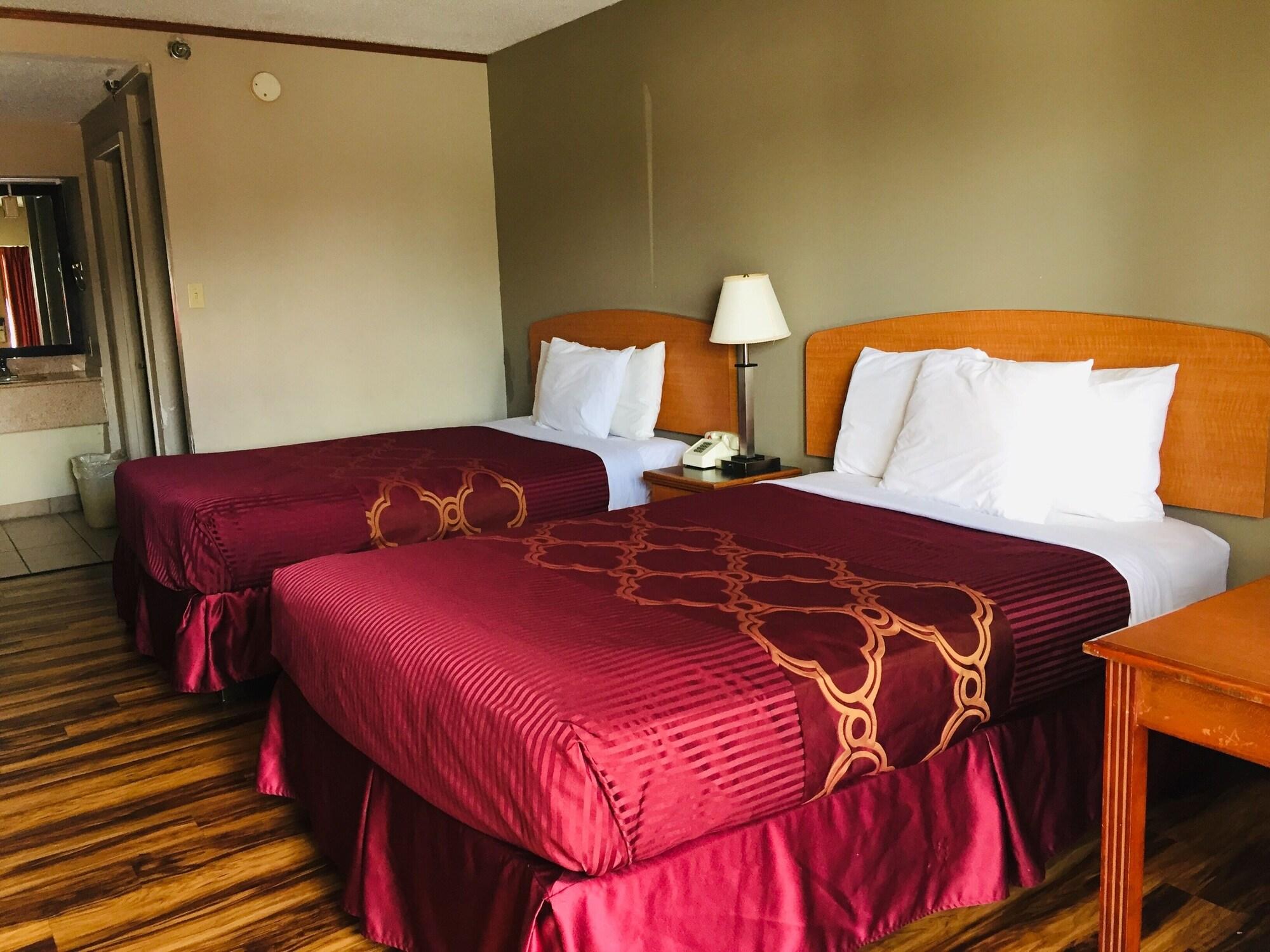 Bear Mount Inn & Suites Pigeon Forge Buitenkant foto