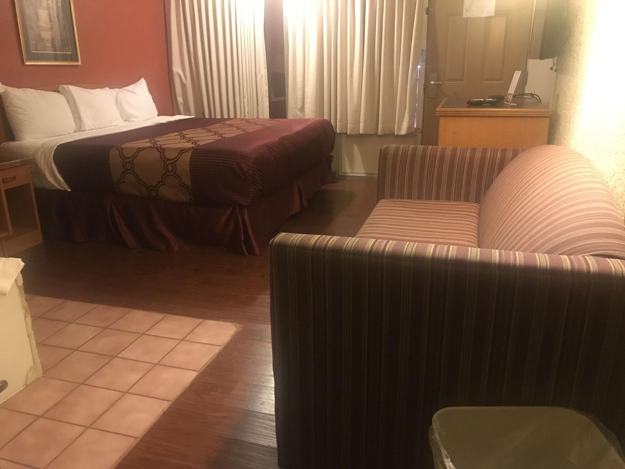 Bear Mount Inn & Suites Pigeon Forge Buitenkant foto