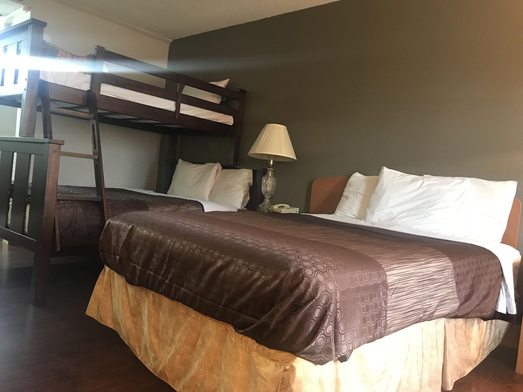 Bear Mount Inn & Suites Pigeon Forge Buitenkant foto