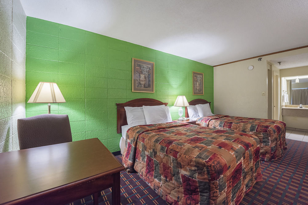 Bear Mount Inn & Suites Pigeon Forge Buitenkant foto
