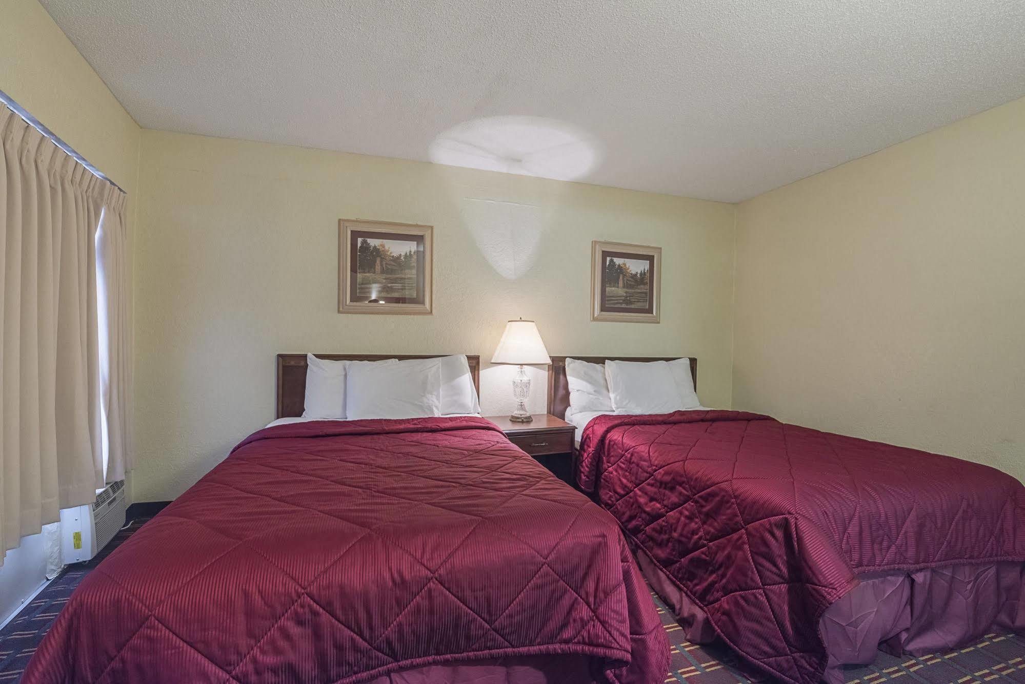 Bear Mount Inn & Suites Pigeon Forge Buitenkant foto