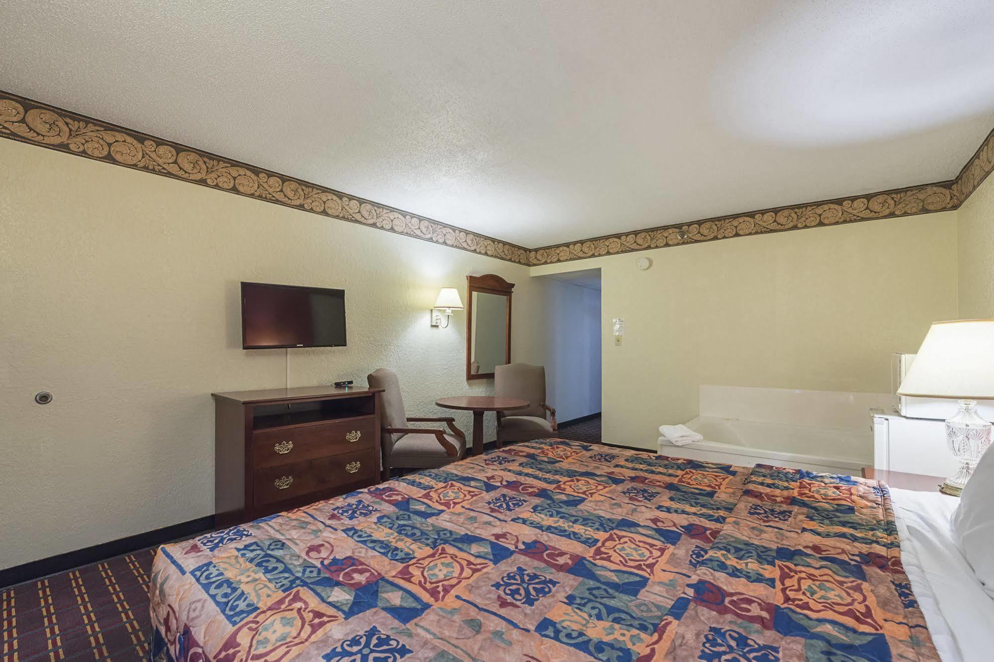 Bear Mount Inn & Suites Pigeon Forge Buitenkant foto