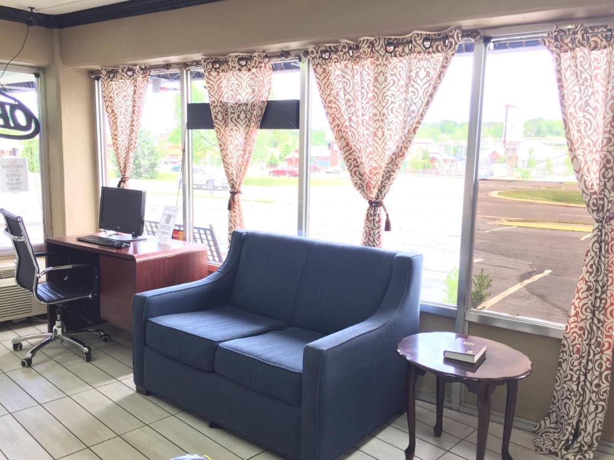 Bear Mount Inn & Suites Pigeon Forge Buitenkant foto